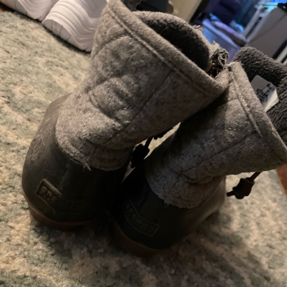 Sperry boots💕 - Picture 2 of 4